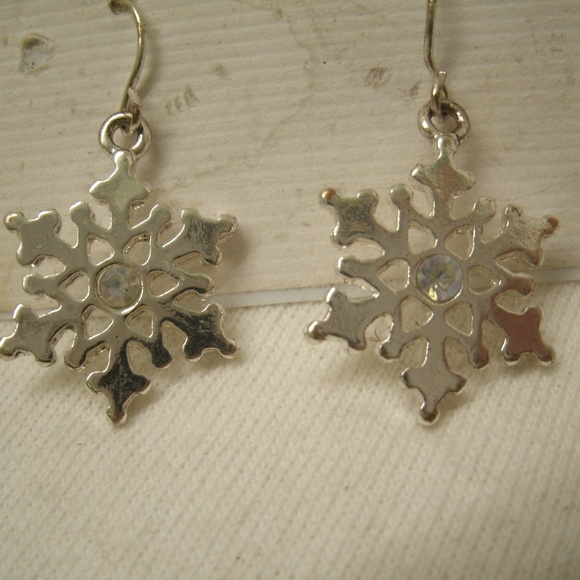 vintage Silver Snowflake Dangle Earrings - Picture 6 of 8